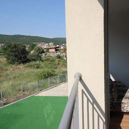 Menada Butterfly Apartment Sveti Vlas Exteriör bild