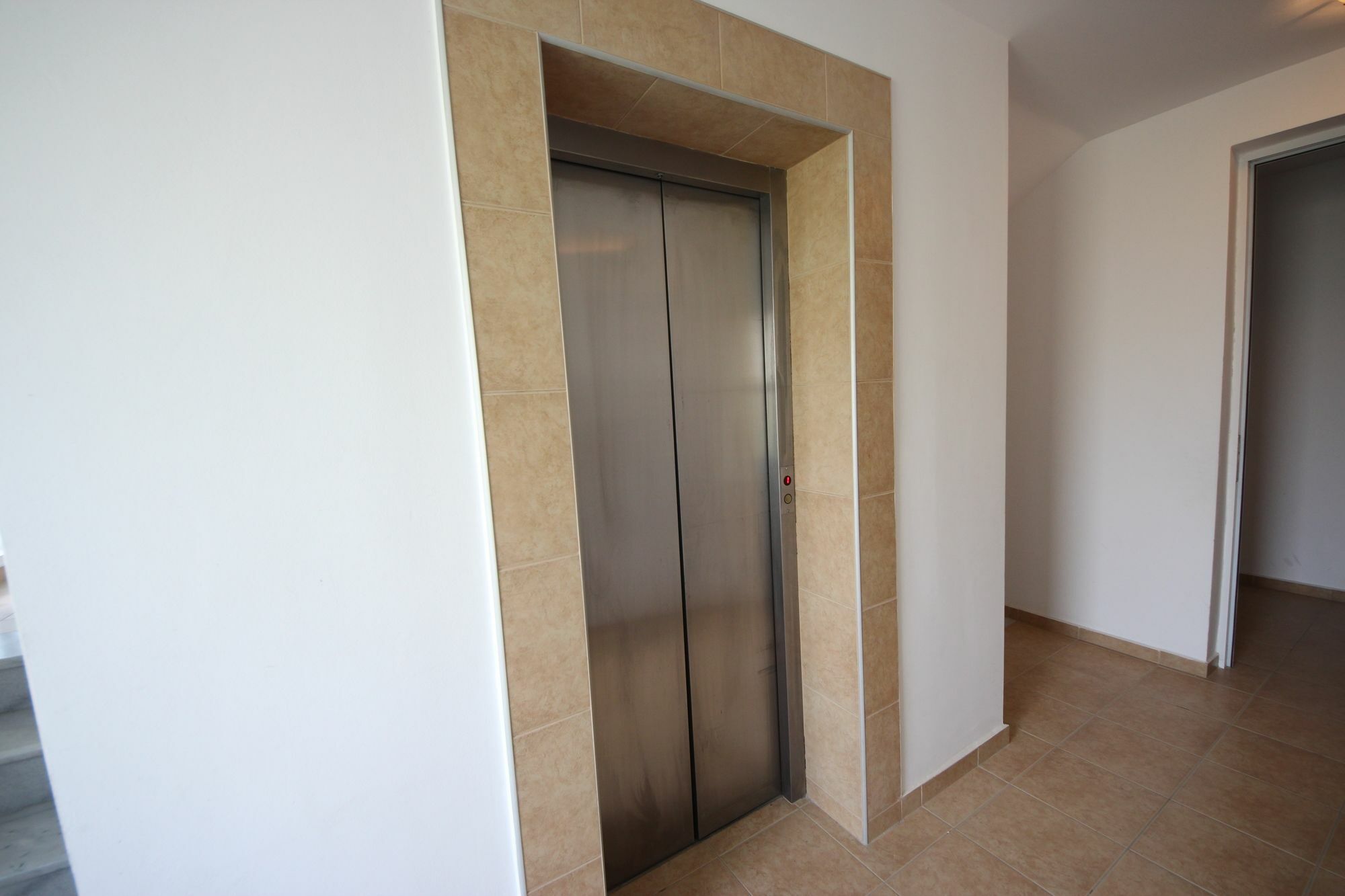 Menada Butterfly Apartment Sveti Vlas Exteriör bild